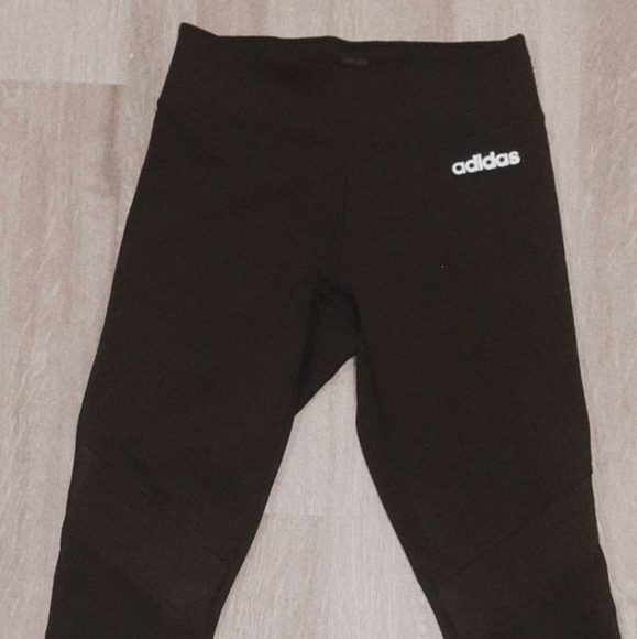 Adidas black Capri leggings - Picture 3 of 4